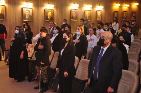 Sabunçu rayonunda Xocalı faciəsinin 30-cu ildönümü ilə əlaqədar Bakı Uşaq və Gənclər Teatrının təqdimatında “Cənnətə bilet” tamaşası nümayiş etdirildi.