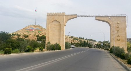 Emin müəllim qazilərin, şəhid ailələrinin, veteranların yaxın dostudur