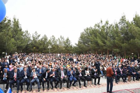 Ulu Öndər Heydər Əliyevin anadan olmasının 100 illik yubileyi Hacıqabul rayonunda təntənəli sürətdə qeyd olundu