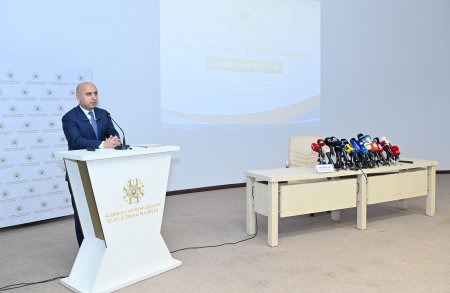 Emin Əmrullayev: Ümummilli Liderin xalqımız və dövlətimiz qarşısında misilsiz xidmətlər