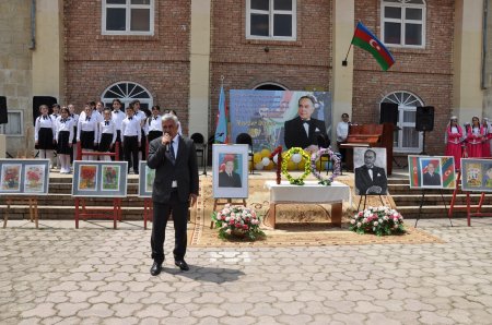 Əlisultan Sadıxov: Yaşadılan, yaşayan tarix – 28 may