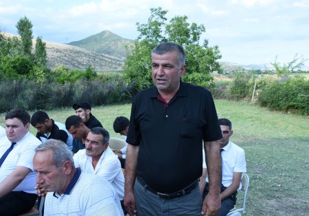 Ağsu Rayon İcra Hakimiyyətinin başçısı Rövşən Bağırov  vətəndaşlara daim diqqət və qayğı göstərir