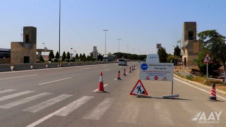 Yeni yerüstü piyada keçidinin inşası davam edir VİDEO/FOTO