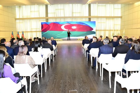 Tahir Budaqov: “Keçmişə ehtiram, gələcəyə inamla: Heydər Əliyev irsindən bəhrələnən müasir Azərbaycan gəncliyi”