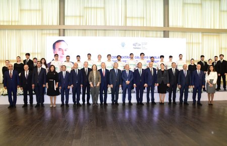 Tahir Budaqov: “Keçmişə ehtiram, gələcəyə inamla: Heydər Əliyev irsindən bəhrələnən müasir Azərbaycan gəncliyi”