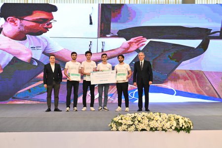 Tahir Budaqov: “Keçmişə ehtiram, gələcəyə inamla: Heydər Əliyev irsindən bəhrələnən müasir Azərbaycan gəncliyi”