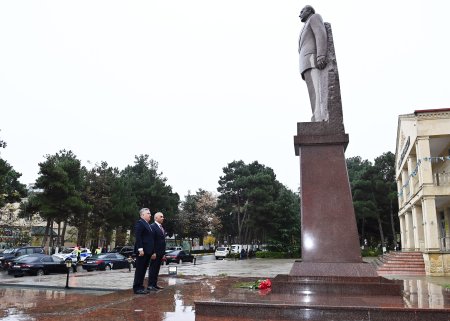 Ramil Yusifov insanlara maksimum diqqət və qayğıyla yanaşır, onların problemlərini həll edərək, onların dövlətimizə və Prezidentimizə inamını artırır!