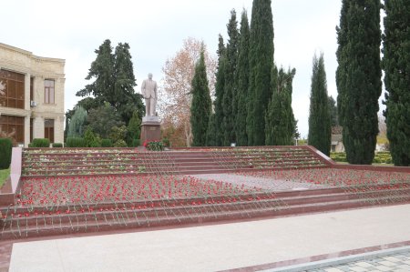 Allahverən Əliyev: Ümummilli lider Heydər Əliyevin əziz xatirəsi Ağdam rayonunda dərin ehtiramla yad edilmişdir