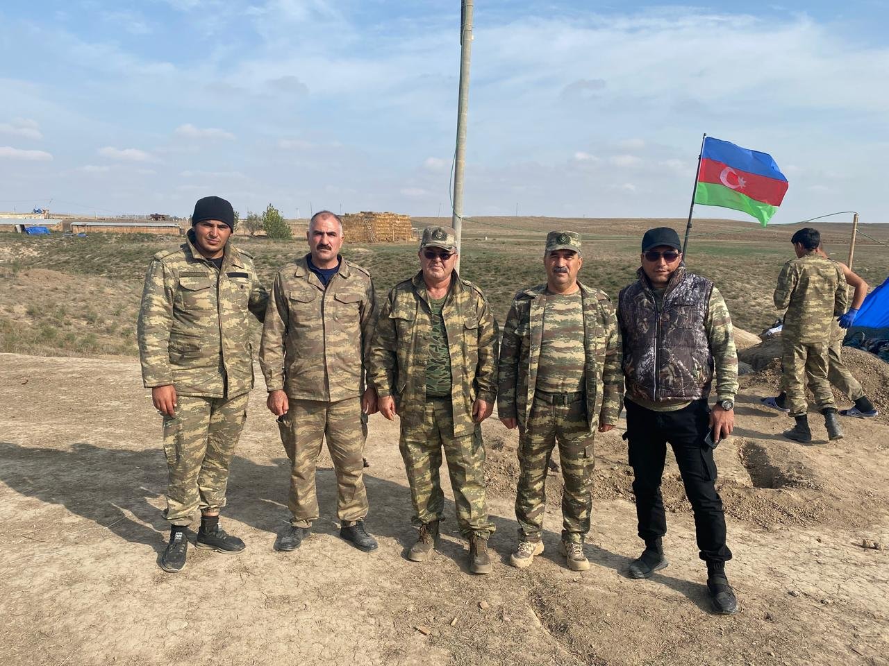 "Ənvər Qədimbəyli: Vətənə, Millətə və Dövlətə Sadiq Bir İş Adamı, Xeyriyyəçi və Vətənpərvər Lider"