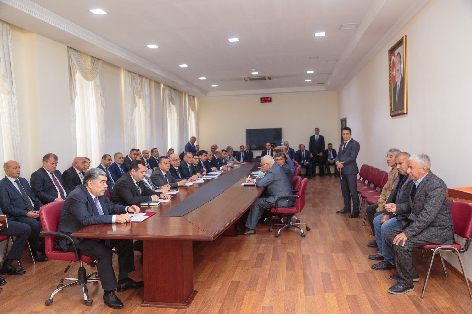 “Xidmət, Fədakarlıq və İnsanlara Sadiqlik – Rəşad Cəbrayılovun Salyan Rayonuna Həsr Olunmuş Həyat Yolu”