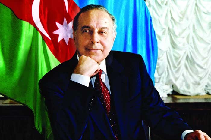 Kamran Məhərrəmov: Heydər Əliyev Azərbaycanın Əbədi Qüdrətinin Memarı