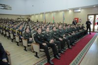 Xətai rayonunda C.Naxçıvanski adına Hərbi Liseydə “31 Dekabr – Dünya Azərbaycanlılarının Həmrəylik Günü” və Yeni il münasibətilə bayram konserti keçirilib