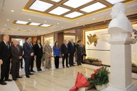 Xətai rayonunda C.Naxçıvanski adına Hərbi Liseydə “31 Dekabr – Dünya Azərbaycanlılarının Həmrəylik Günü” və Yeni il münasibətilə bayram konserti keçirilib